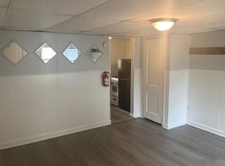 13 Christoph Ave APT 1, Trenton, NJ 08618