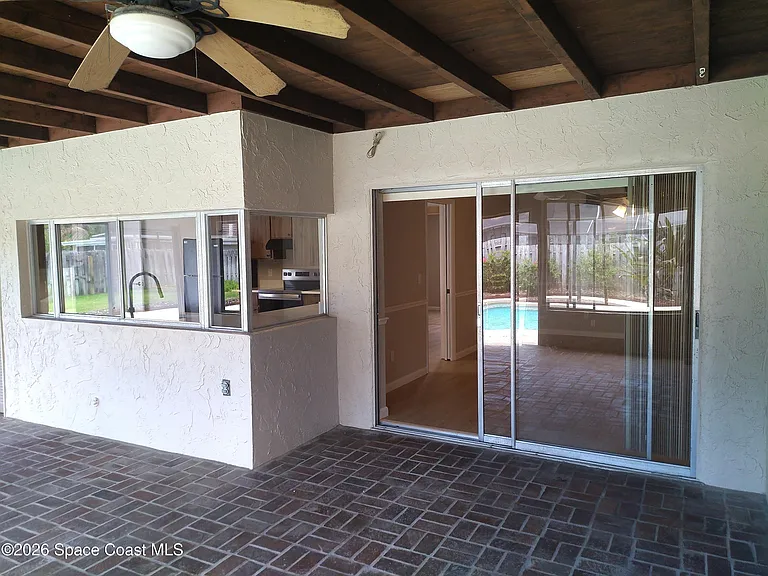 530 Rio Ln — Photo 21