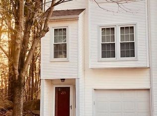 380 Hitchcock Rd UNIT 223, Waterbury, CT 06705