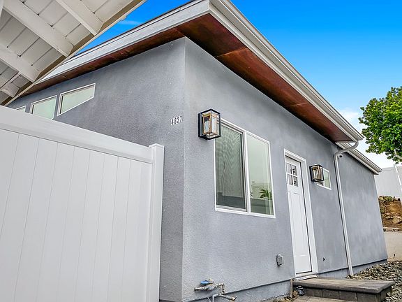 3rd image of 4837 Kings Way