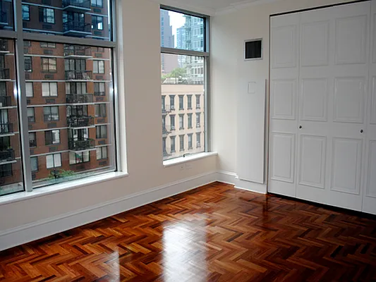 Sold by Real Direct | media 32