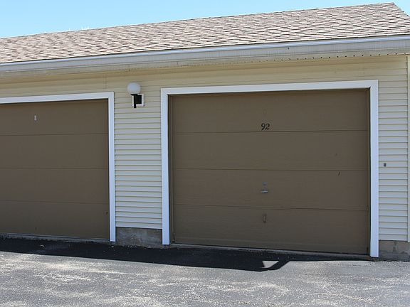 1-Car Detached Spacious Garage