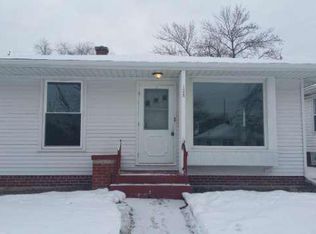 1923 Quincy Ave, Racine, WI 53403