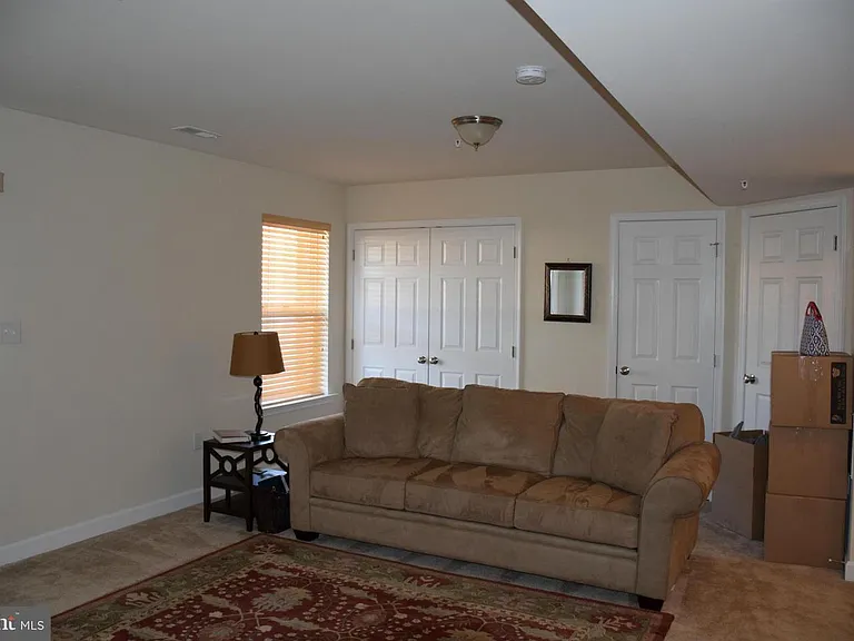 390 English Oak Ln #1 — Photo 2