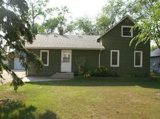 828 S McCoy St, Aberdeen, SD 57401