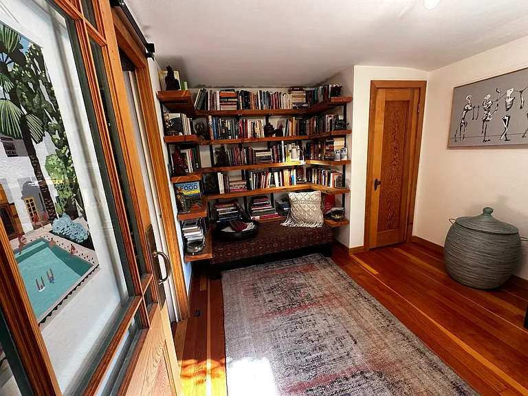 410 N 5th Ave — Photo 11