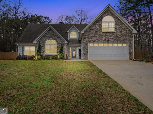 577 Deadwood Trl, Locust Grove, GA 30248