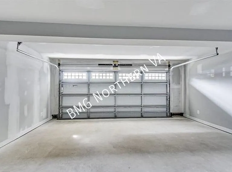 4511 Joseph Bristow Ln — Photo 31