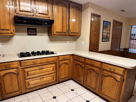 3rd image of 2806 Harpers Ferry Ln