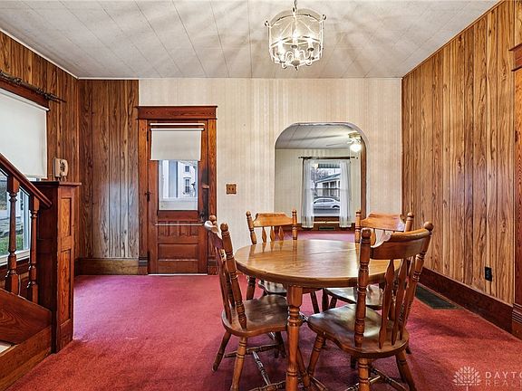 2nd image of 220 Anderson Ave