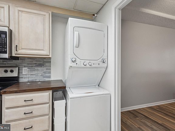3rd image of 6301 Stevenson Ave APT 314