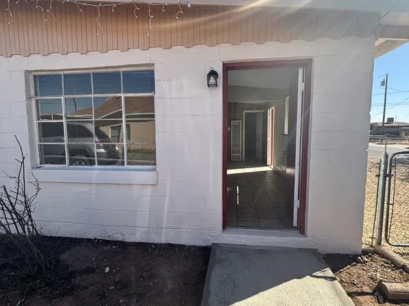 1804 Clark Rd, Las Cruces, NM 88007