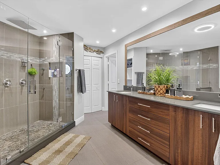 6701 Hillside Ln — Photo 39