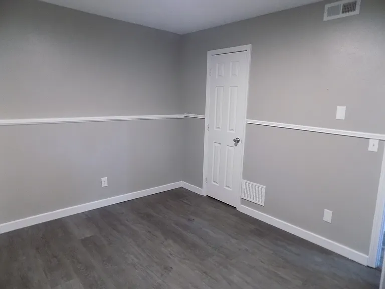 115 Belmont Dr — Photo 22