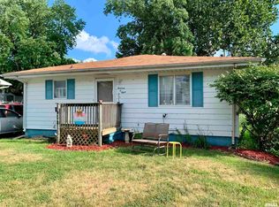 1408 Hamilton St, Pekin, IL 61554