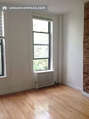 Rented by Compass | media 23