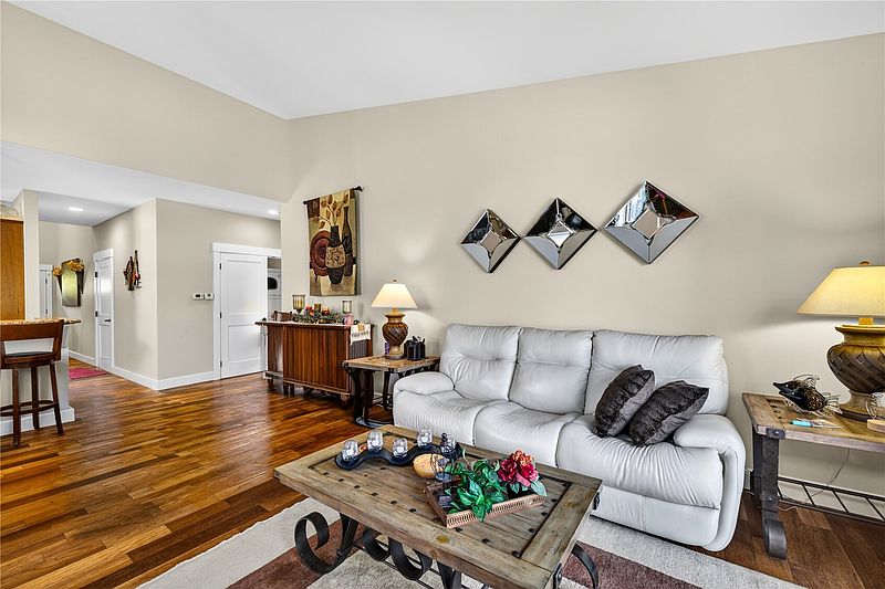 5th image of 1618 28th Street