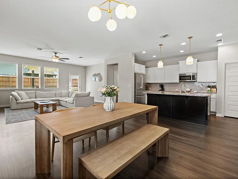 9809 Eloquence Dr — Photo 5