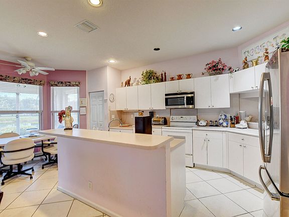 4th image of 12708 Coral Lakes Dr