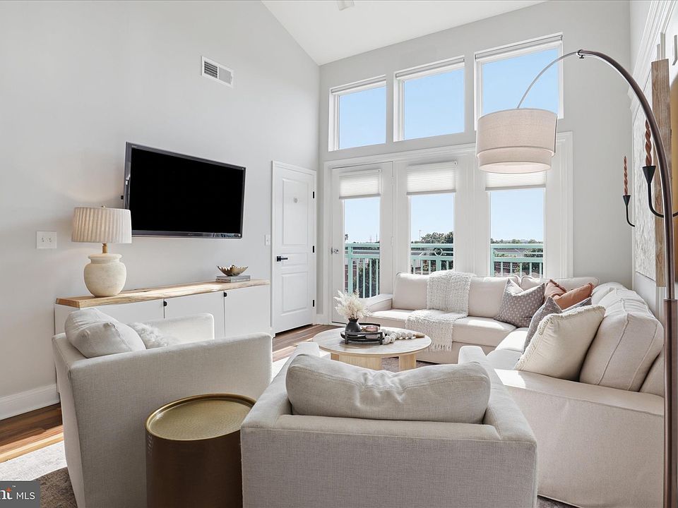 1st image of 12000 Market St APT 488