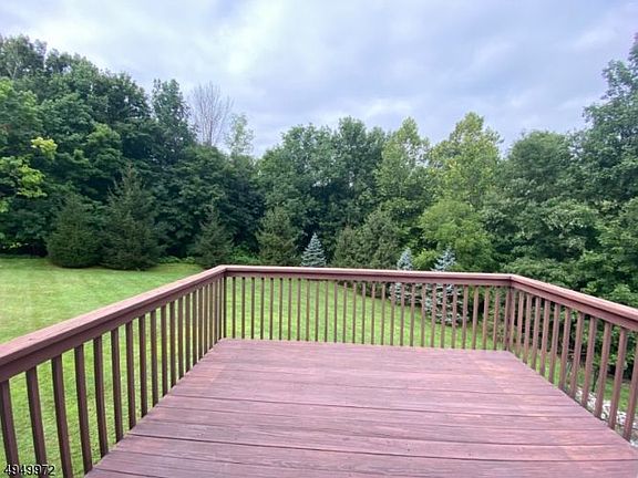 2nd image of 23 Oak Point Dr #23