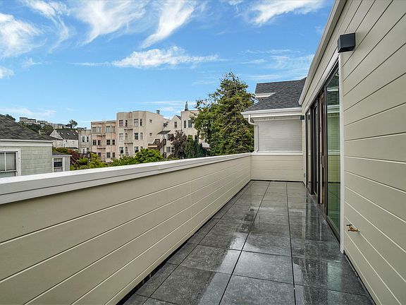 5th image of 1010 Stanyan St #13