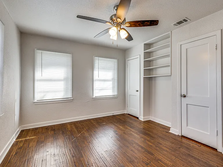 4256 Standish Rd — Photo 14