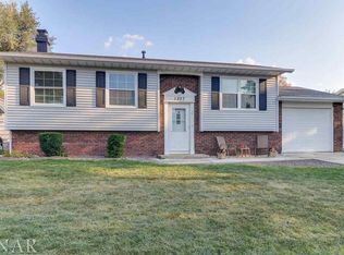 1307 Dalton Dr, Normal, IL 61761