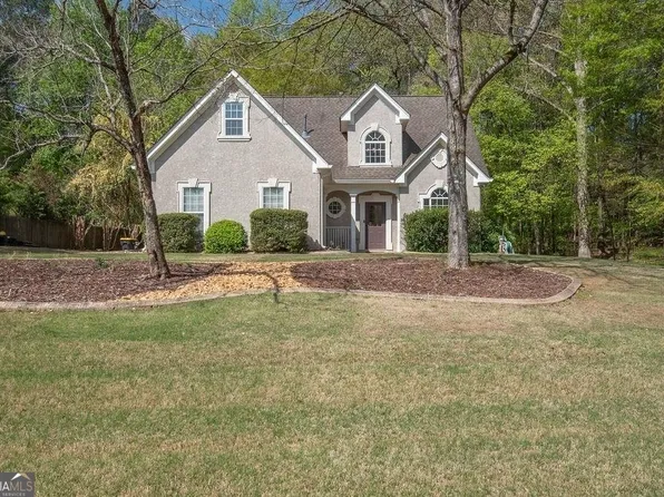 290 Line Creek Cir, Sharpsburg, GA 30277