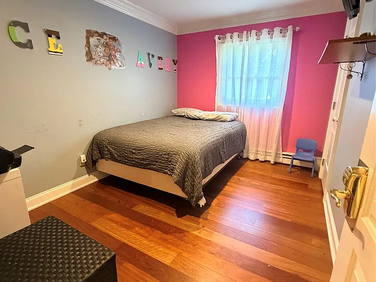 364 Lockwood Dr — Photo 9