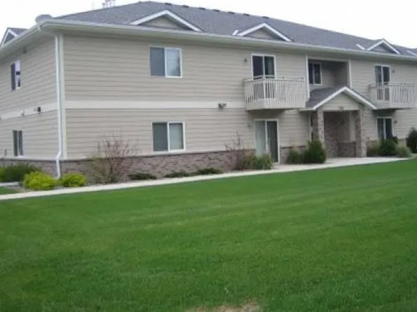 745 County Road D E Unit 6, Saint Paul, MN 55117