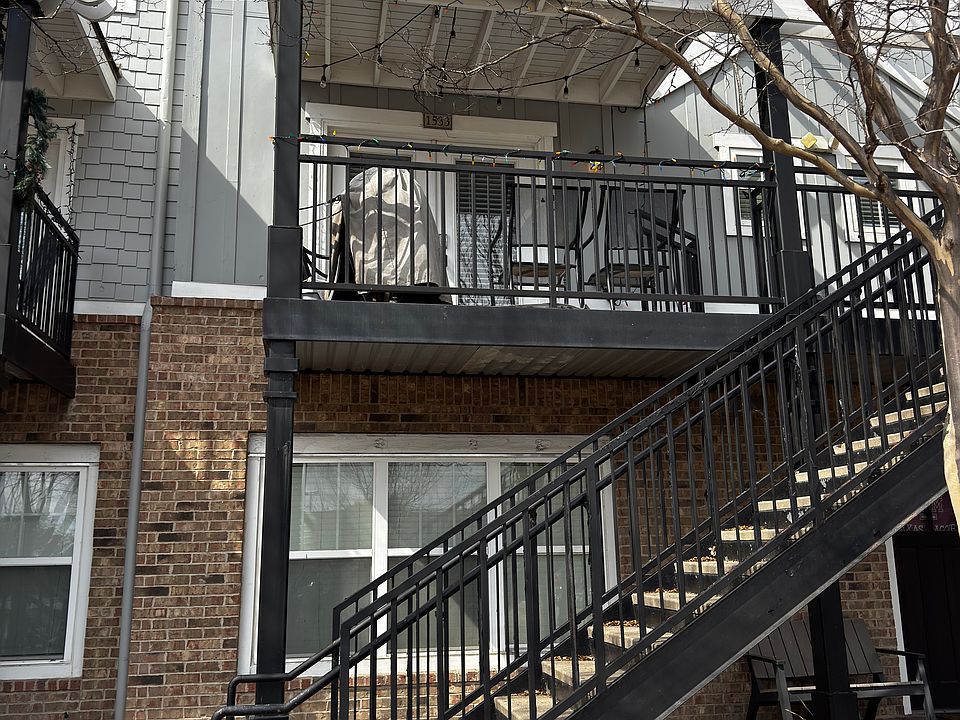 1st image of 1725 Harvey Mitchell Pkwy S APT 1533