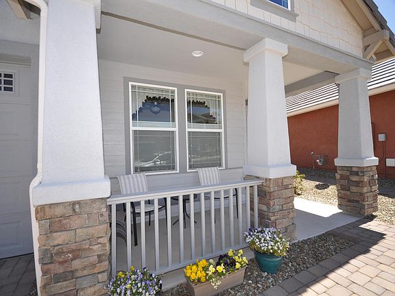5th image of 2214 Calgary Dr
