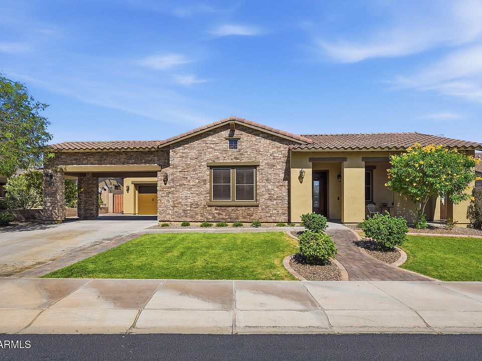 1st image of 31337 N 134TH Drive