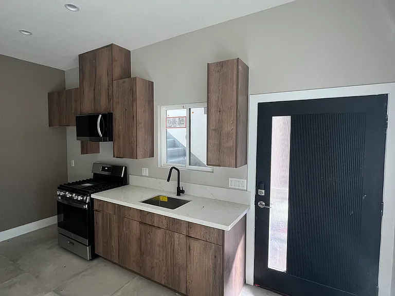14539 Hatteras St #A — Photo 2