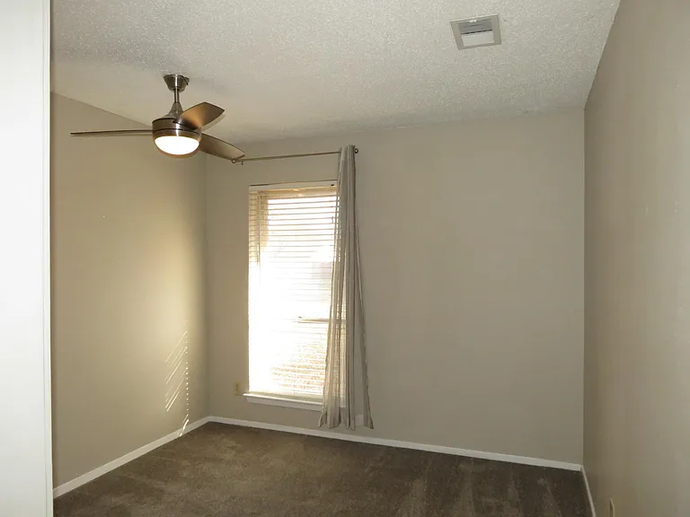 1234 Briarcove Dr — Photo 20