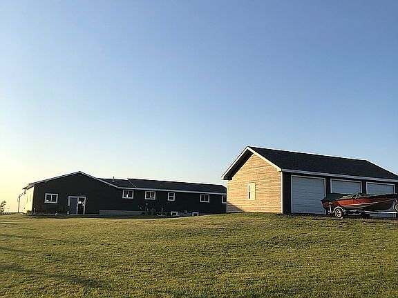 Unattached 24x36 Garage