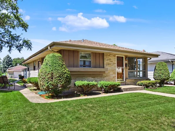 4749 N 90th STREET, Milwaukee, WI 53225