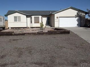 321 E Larchmont Dr, Pueblo West, CO 81007