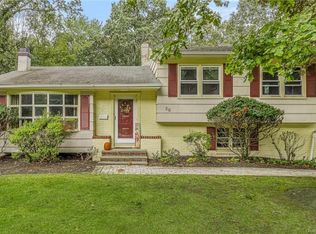 26 River Rd, Suffern, NY 10901