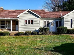 908 High St, Minford, OH 45653