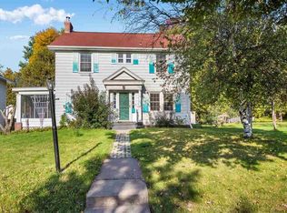 2117 Lakeview Dr, Duluth, MN 55803