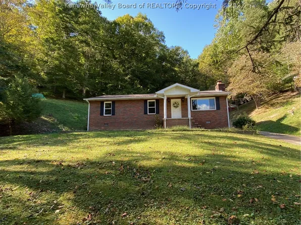 852 Trace Fork Rd, Chapmanville, WV 25508