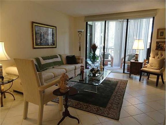 3rd image of 5155 Europa Dr APT K