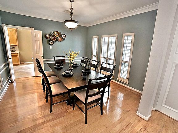5th image of 19122 Waverdale Ct
