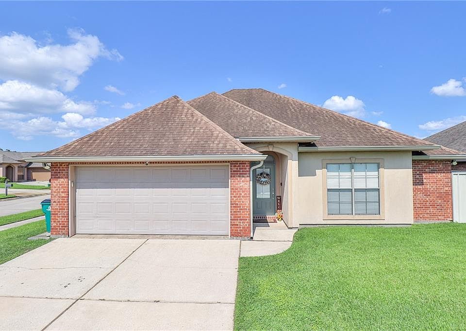 1st image of 2613 Susie Ct