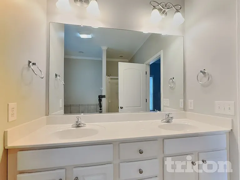 6939 Prairie Grove Dr — Photo 10