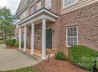 12005 Bordeaux St, Charlotte, NC 28277