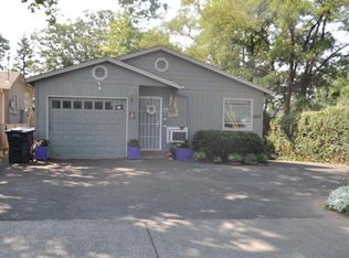 1231-1233 SW I St, Grants Pass, OR 97526