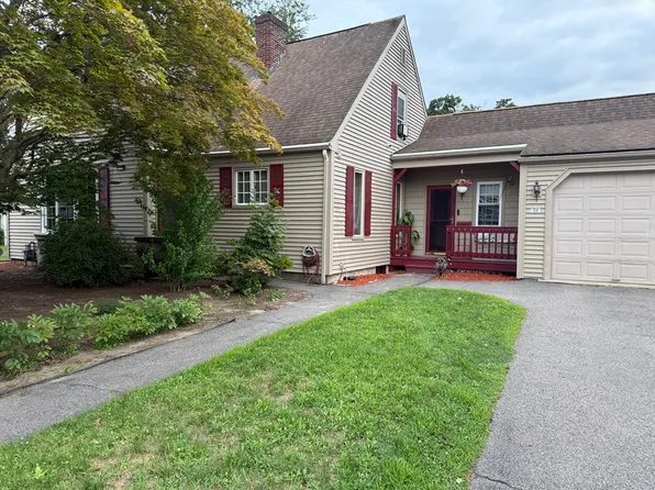59 Mulberry St, Attleboro, MA 02703